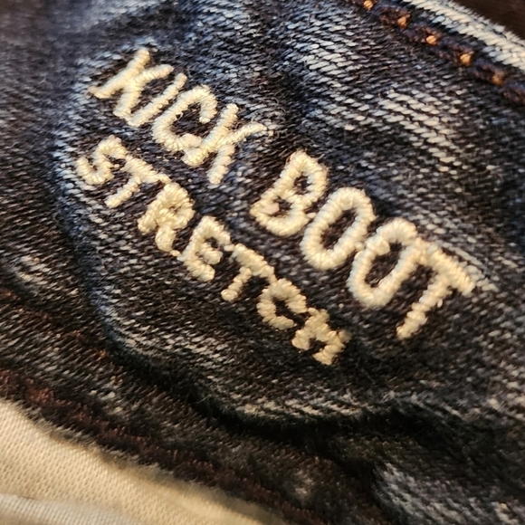 American Eagle Kick Boot Stretch Denim Blue Jeans Women's Size 6 Short Flare EUC - Picture 6 of 8